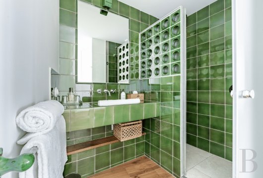 À Cadaques, dans le Parc naturel de Cap de Creus, une impressionnante maison de Peter Harnden, architecte des années 60 - photo  n°18